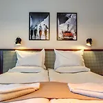 Otel Mountain 3*